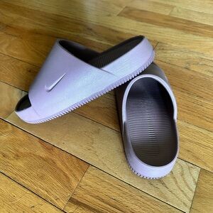 Nike Calm Women's Sandals size 9